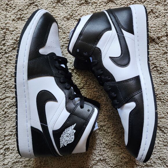 Wmns Air Jordan 1 Mid Panda Pre-Owned Sz 12 - Picture 1 of 8